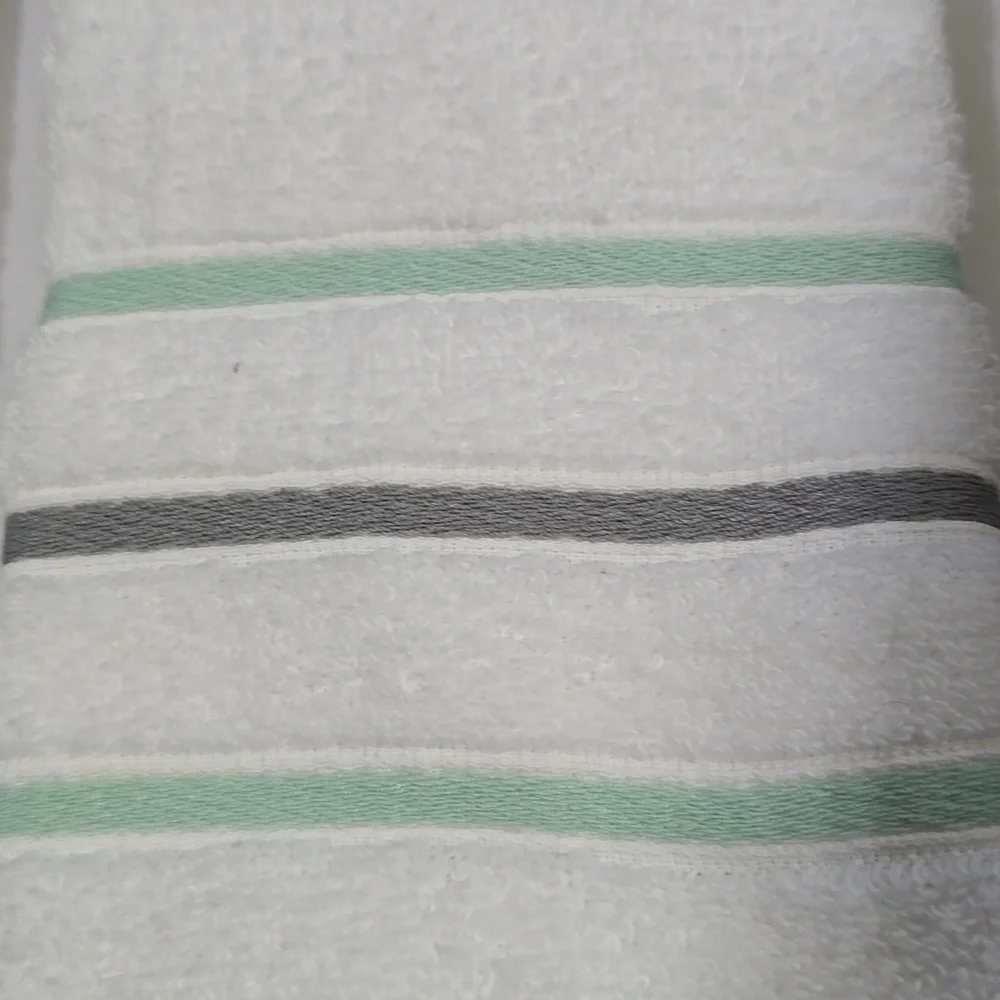 Elegant White and Green Striped Kitchen Towels